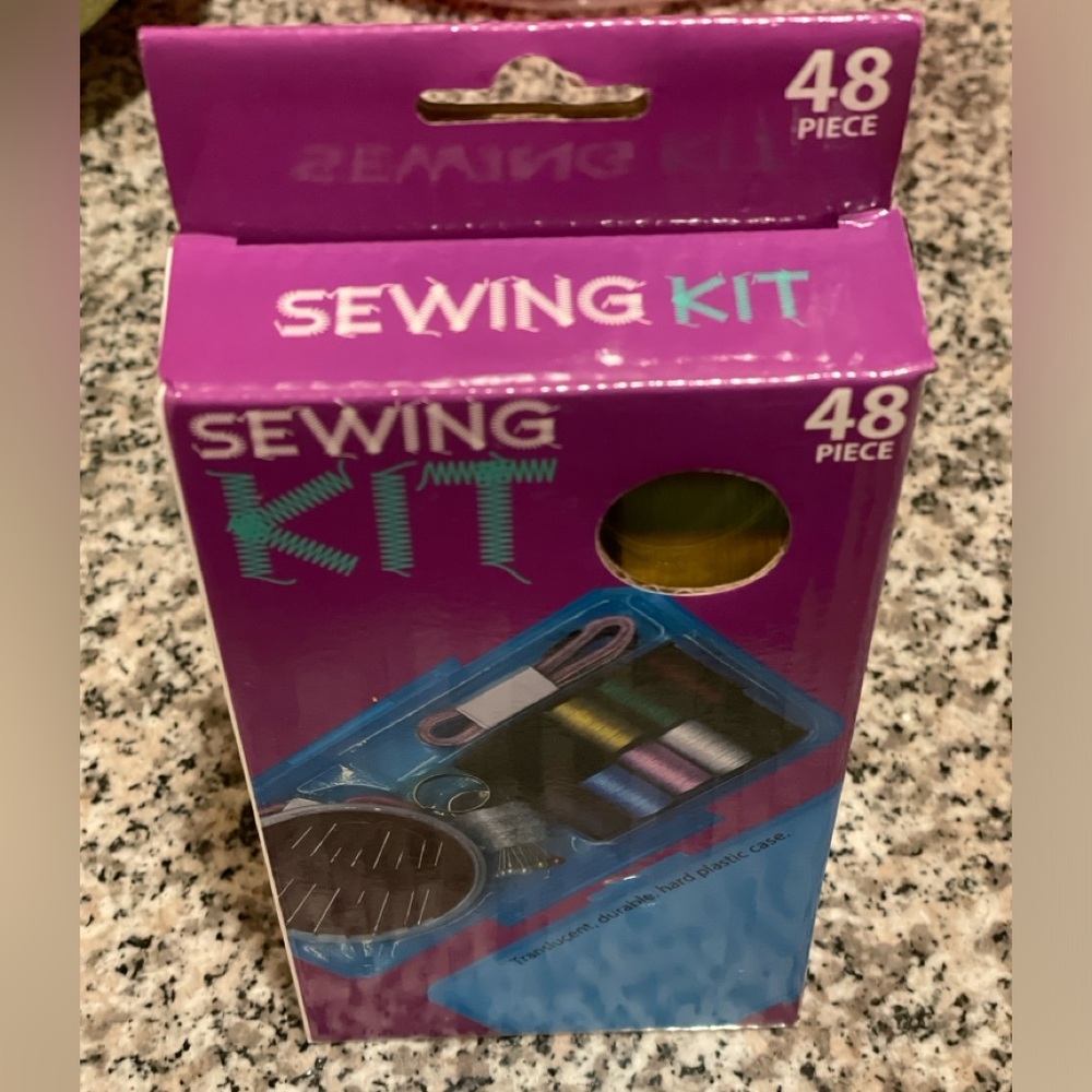 Sewing Kit β 48 Pieces - Picture 2 of 14